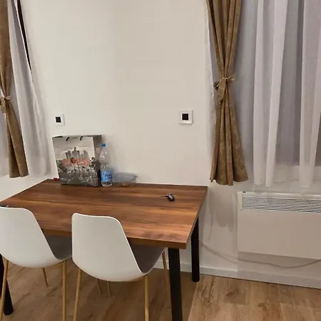 Vilotic 2 زلاتيبور